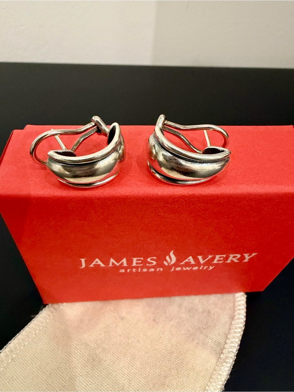 James Avery Christina French Clips - Picture 2 of 4
